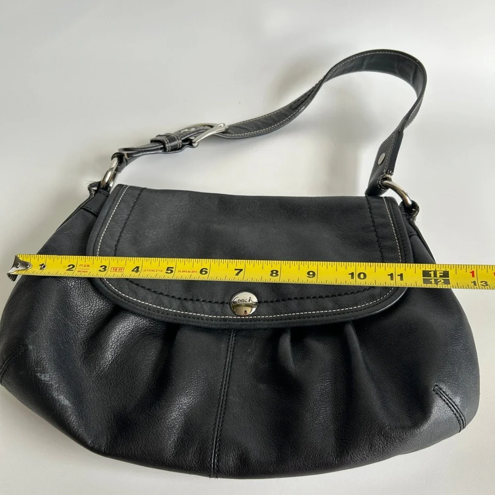 Coach Soho Pleated Flap Black Pebbled Leather Shoulder‎ Bag Good